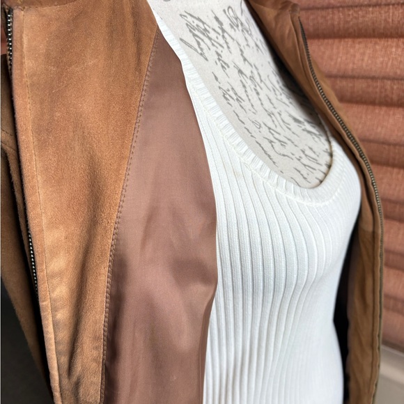 Lauren, Ralph Lauren Women's genuine Tan Suede Jacket - Picture 3 of 7